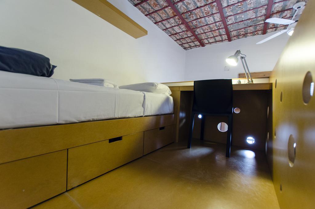 La Casa De Pichincha Hostel บัวโนสไอเรส ห้อง รูปภาพ